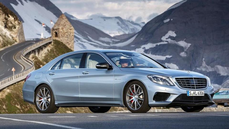 Najdražji avti, ki so si jih lani privoščili Slovenci