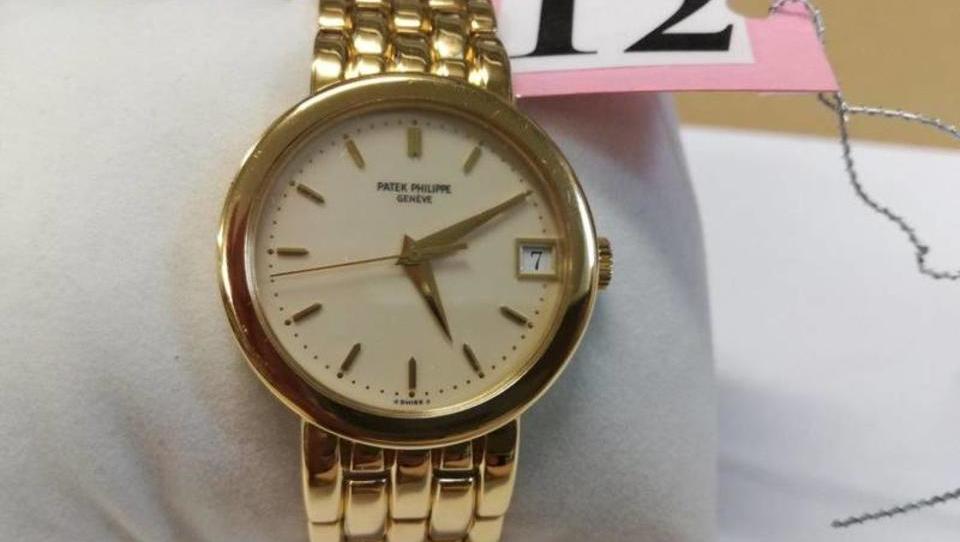 Nova dražba prestižnih ročnih ur! Furs cene znižal za 30 odstotkov